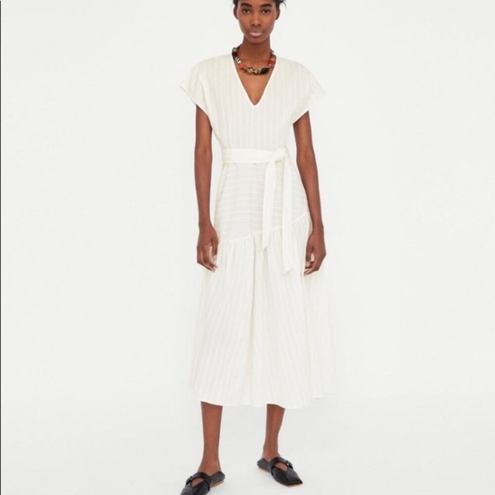 NWT Zara White Midi Dress Size Large‎